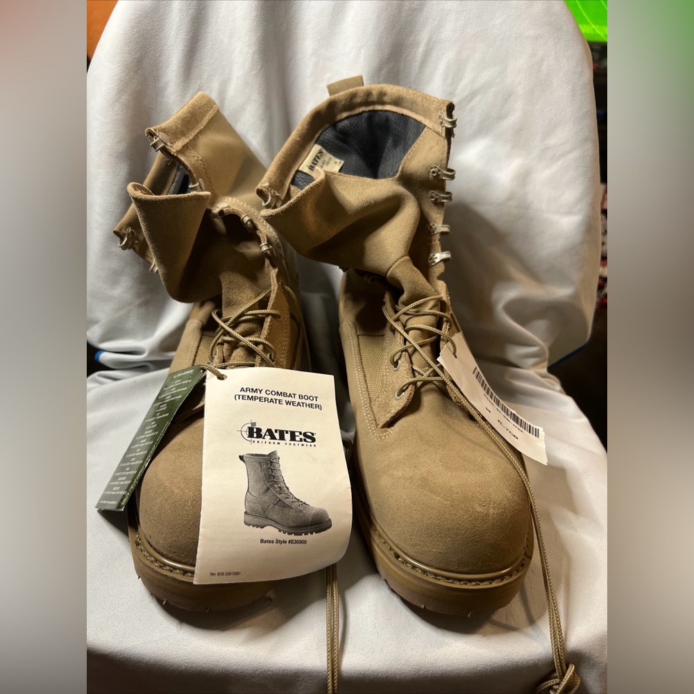 Bates Men's Size 14 R Combat Boots Gore-Tex E30500 Military Footwear Temperate